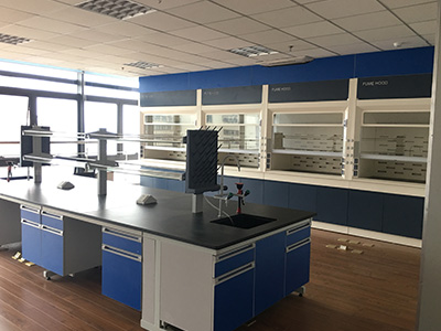 實(shí)驗(yàn)臺(tái)廠(chǎng)家如何正確選擇實(shí)驗(yàn)臺(tái)